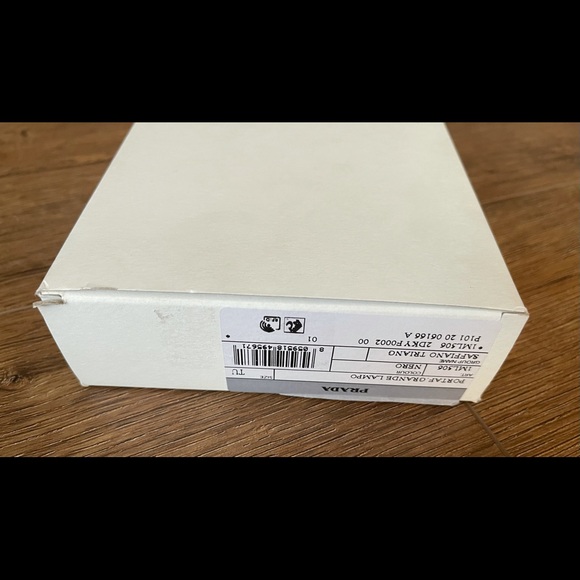 PRADA-AUTHENTIC (NWT) Large Black Saffiano Leather Zip Around Wallet - Picture 8 of 15